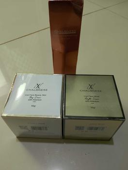 Product Review of CHALONESE WHITENING&ANTI AGING SET (1SET MOISTURIZER+TONER) MEMBANTU MENGENCANGKAN WAJAH ,MELEMBABKAN WAJAH,ANTI KERUTAN Hitam Facial Pencerah Mencerahkan Perawatan Cleansing Muka Memutihkan from m**i ** 0