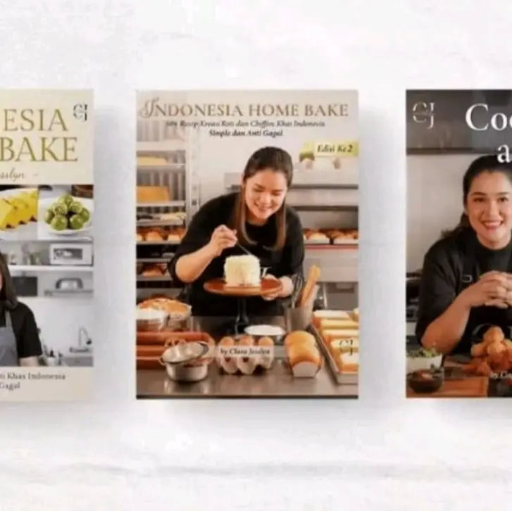 Paket Bundle 3 buku Indonesia Home Bake & Cookbook at Home oleh Chef Clara  untuk Penggemar Kuliner