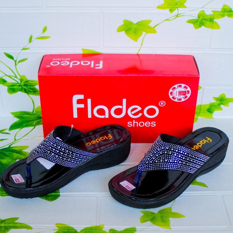 Product Introduction of Sandal Wedges Wanita Kekinian/ Sandal Wedges Wanita Model Jepit Manik-Manik Terbaru 9