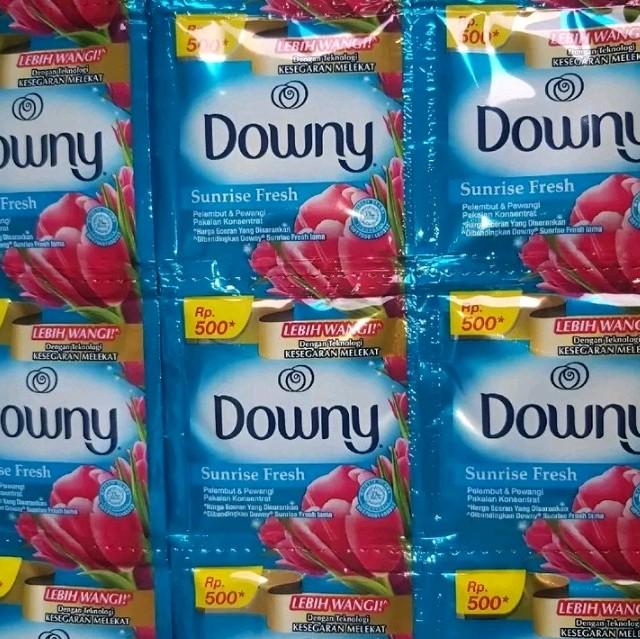 Downy Pewangi 500an (4 Renceng Isi 48 Sachet) - 11 ml/Sachet, Pewangi Pakaian Cair Tahan Lama 4
