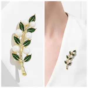 Bros Daun Mutiara Seven Leaves & Pearls