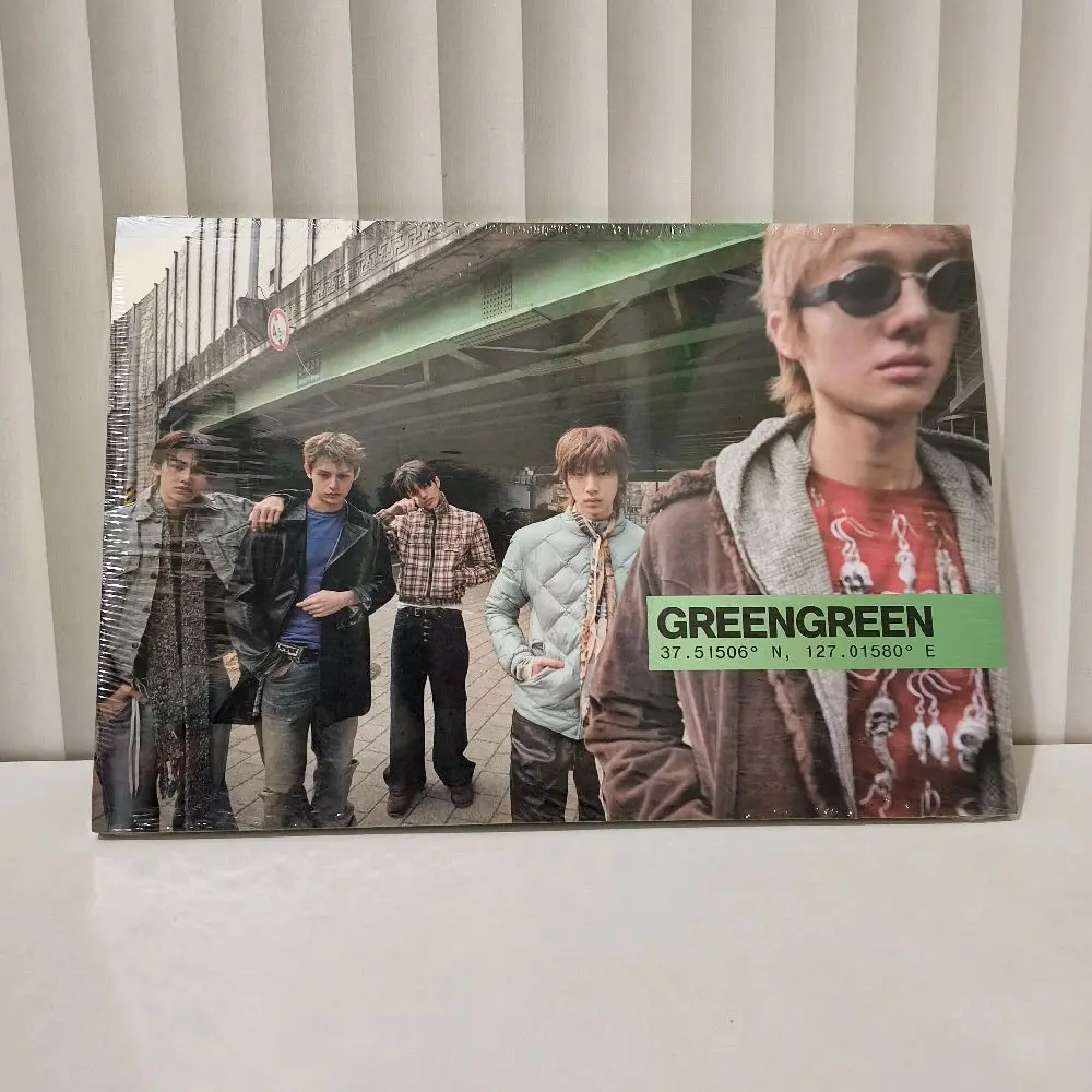 [READY STOCK] CORTIS GREEN GREEN EP SEALED OFFICIAL
