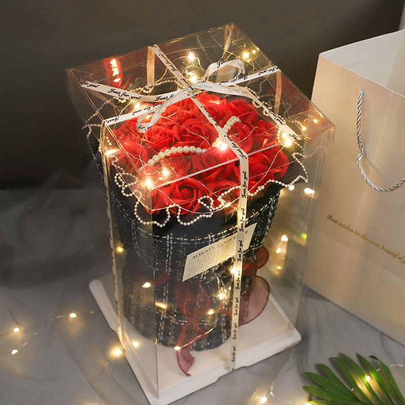 Bó Hoa sáp đựng trong hộp mika.quà tặng sinh nhật ngày lễ. hoa quà tặng valentine,8 3,sinh nhật...