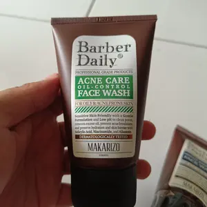 PAKET GLOWING MAKSIMAL - Acne Care & Oil Control Face Wash + Bright Radiance Face Wash