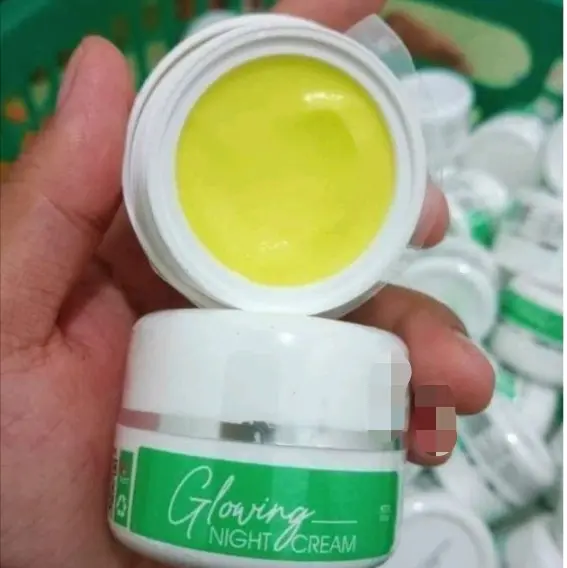 Cream flek Wajah glow Cream Flek Cream Flek - Salep Flek ,Kemasan Baru Pelembab Hitam Wajah 2