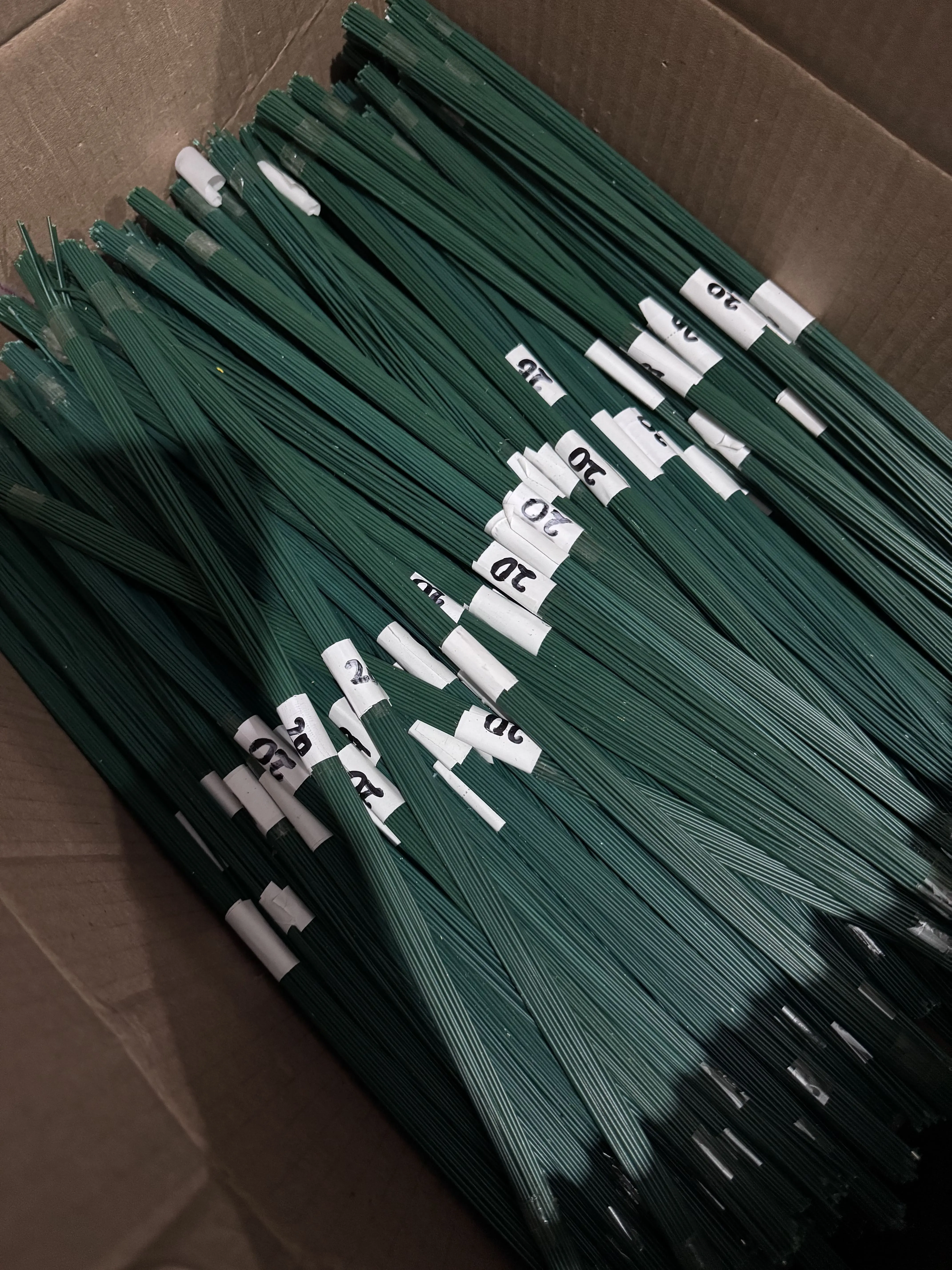[NO 20] TANGKAI BUNGA PALSU LAPIS PLASTIK TINGGI 40CM NO 20 KAWAT BUNGA KAWAT HIJAU BATANG BUNGA PALSU ARTIFICIAL FLOWER TANGKAI KAWAT BUNGA HIJAU GANGGANG BUNGA TEBAL