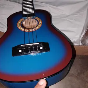 Ukulele Kentrung dari Kayu tropis Indonesia , pilihan tepat untuk hoby main Kentrung