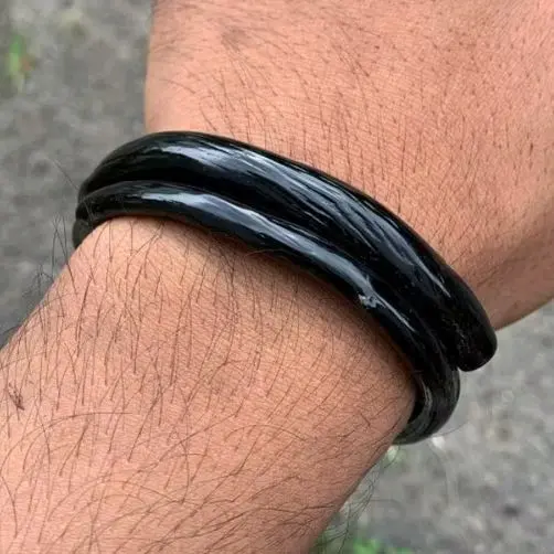 accessories gelang akar bahar hitam lentur berserat size sedang