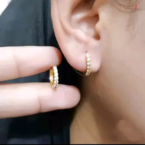 Anting Jepit Titanium Dewasa Permata Baris Satu berlian Terbaru elegan Earrings tindik Anting Jepit Titanium Dewasa Permata Baris Satu berlian Terbaru elegan Earrings tindik
