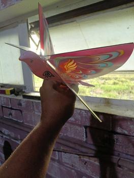 Product Review of Mainan Dron Burung Terbang, Burung Terbang Elektronik, Terbang Sendiri, dengan Rama-rama Merah Jambu, Laraskan Kemudi untuk Membuat Burung Sayap Berjabat Terbang Ke Hadapan dan Ke Belakang, 3 Model Terbang, Tidak Perlu Alat Kawalan Jauh Outdoor Toys from W**i 0