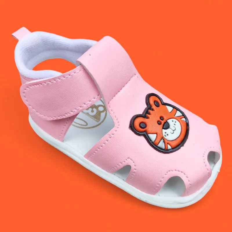 Sandal Anak Bunyi Usia 1 sampai 3 tahun Bebek Lucu trendy fashion kaki anak perempuan dan laki-laki Anak-Anak Karet Motif Sepatu 6