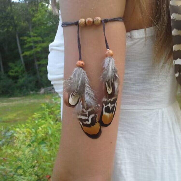 Product Introduction of Gothic wrist accessories Feather Arm Chain Halloween Show Dance Feather Wristband 1