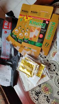 Product Review of PRomo Paket 5 Box isi 50 pcs koyo kinoki Gold Detox foot pads menyerap racun dalam tubuh from R**️ 1