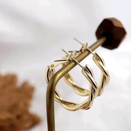 Anting Lilit by Greenland 3
