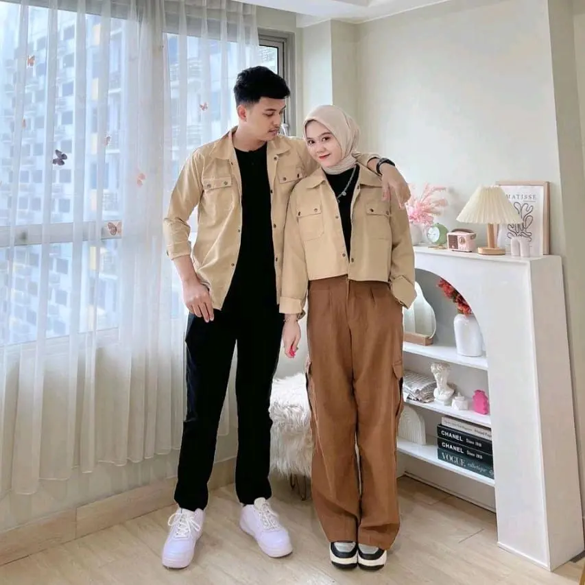 Set Couple Pasangan Jaket Trucker Kanvas Korean Style Isi 2 Pcs