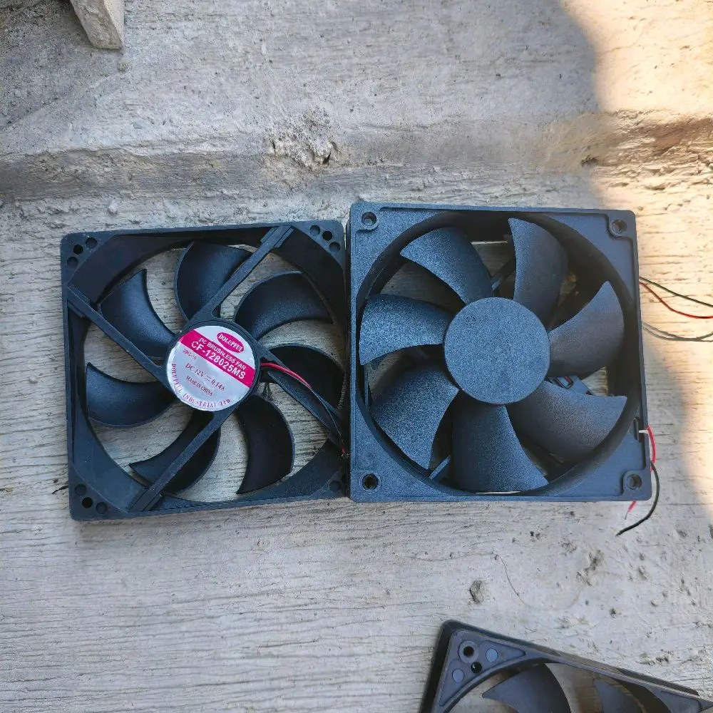 Fan Kipas 12×12cm 12vdc Original putaran halus amper random