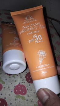 Product Review of ( READY STOK ) Madame Gie Protect Me Sunscreen SPF 30 PA +++ With Calendula  BPOM from z**a 0