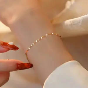 Gelang Wanita Model Pecah Kopi Titanium Anti Karat Tidak Luntur Gelang Simpel Perempuan Terbaru Elegan dan Tahan Lama