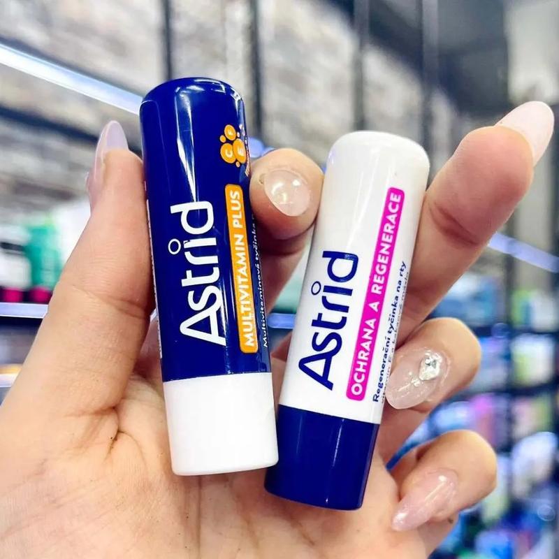 Son Dưỡng Môi Mỡ Hươu Astrid Lip Balm