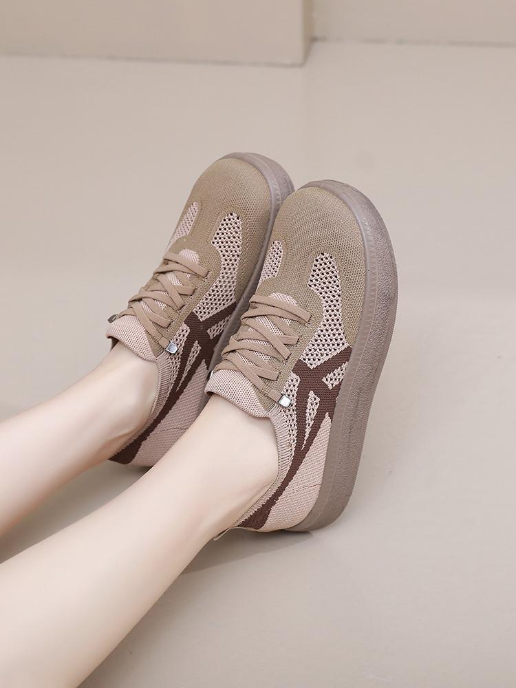 Product Introduction of 2025 summer new women's casual shoes Breathable mesh surface comfortable shoes for many occasions can be worn shoes 5