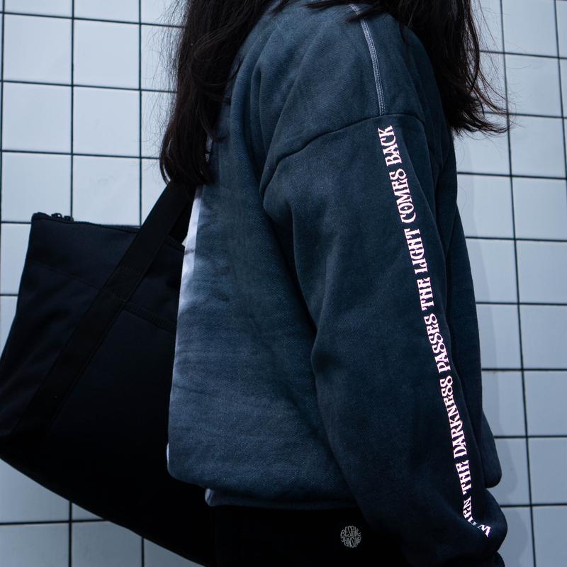 CURE, TWO SIDES BLACK, Hoodie Boxy, Tie Dye, Reflective, Fleece Katun 400 GSM Unisex Distro Keren Hitam 2