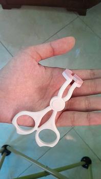 Product Review of ALAT BANTU PAKAI SOFTLENS PEMBUKA KELOPAK MATA PEMULA/EASY EYE TOOLS OPENER/ALAT BELO MATA from c**s 0