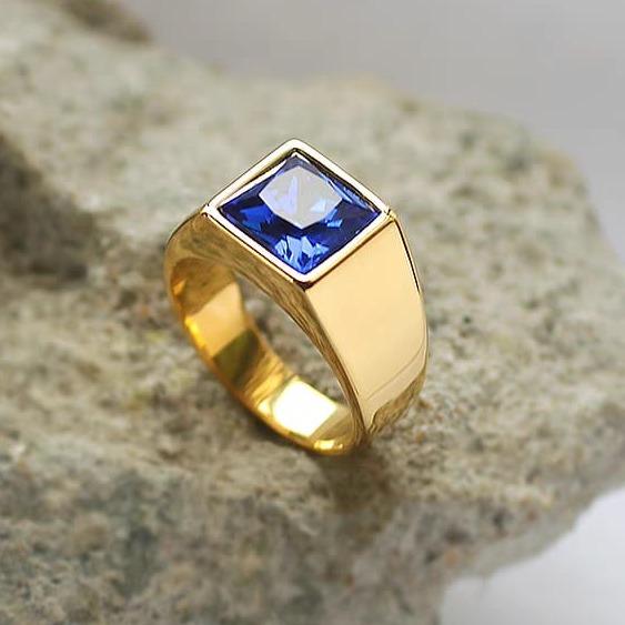 Product Introduction of Cincin Titanium Pria Terbaru Dijual Ring Hitam Silver Dan Gold Anti Luntur Bahan Stainles Stell AntikaratAnti Luntur Batu Emas Merah 20