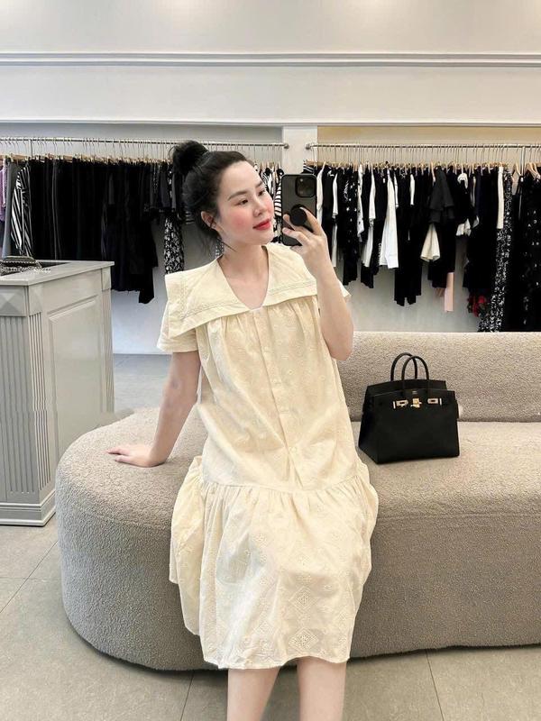 OanhLTK Mẫu mới có bigsize 40-95kg Đầm bầu đi tiệc Váy bầu thêu đuôi cá trắng kem thiết kế shop OanhLTK chất liệu mềm mại thoáng mát phù hợp nhiều dáng người