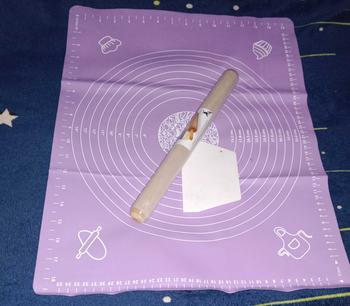 Product Review of Paket Alas Adonan 40x50 Rollpin 30cm Scraper perata / Matras silikon Roller Pin Kayu Adonan Kue from i**z 1