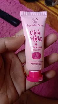 Product Review of CICAMIDE BRIGHTENING SUNSCREEN SYAHILA CARE SPF 35 from Y**3 0