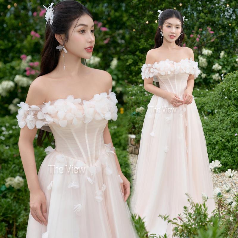 Tặng voan Váy Cưới đi bàn trễ 2 màu trắng và Hồng Nhạt hoa voan 3D Nổi Bật Chất Liệu Voan Mịn from chạm đất 368