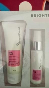 Product Review of Beauty Of Angel White Tomato Series Cream pencerah wajah melembabkan kulit kusam mengandung collagen Mencerahkan Pria Hitam Scrub Perawatan from e** w**n 1