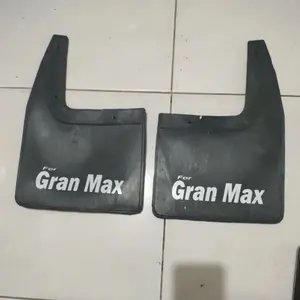 KARPET LUMPUR RODA GRAND MAX RODA DEPAN BELAKANG 1 SET 2 LEMBAR