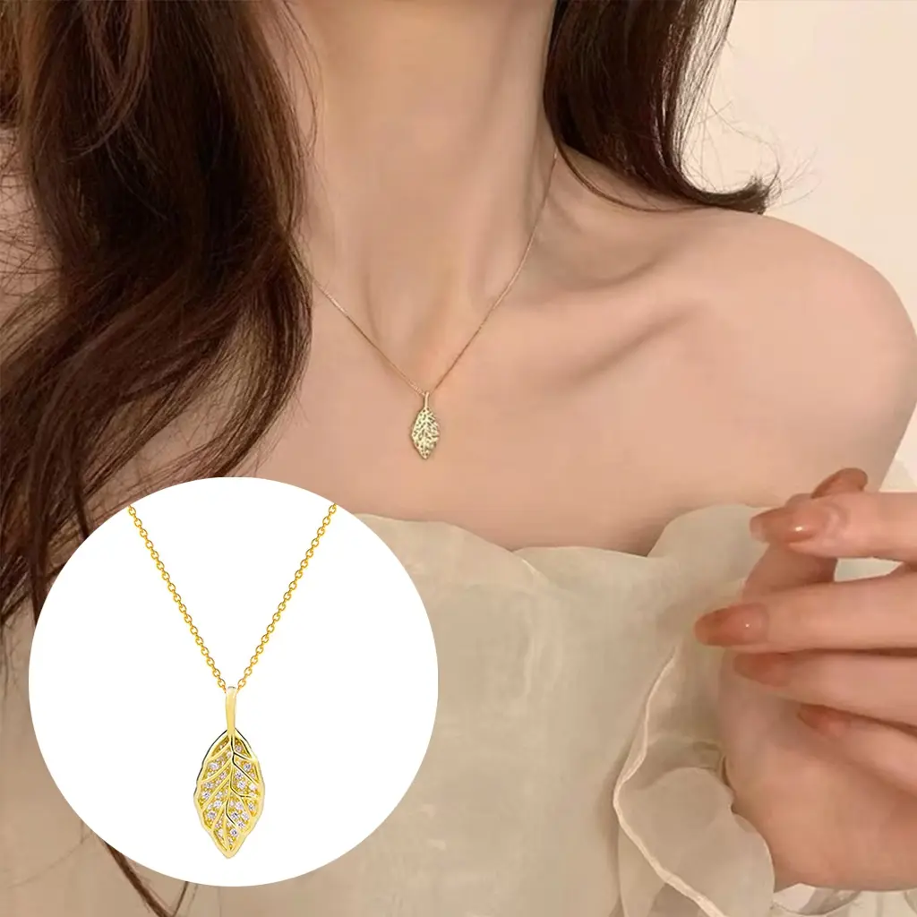 COD Kalung Liontin Titanium Bentuk Daun Wanita Korea Anti Karat Mewah Dengan Berlian Kalung Gaya X131