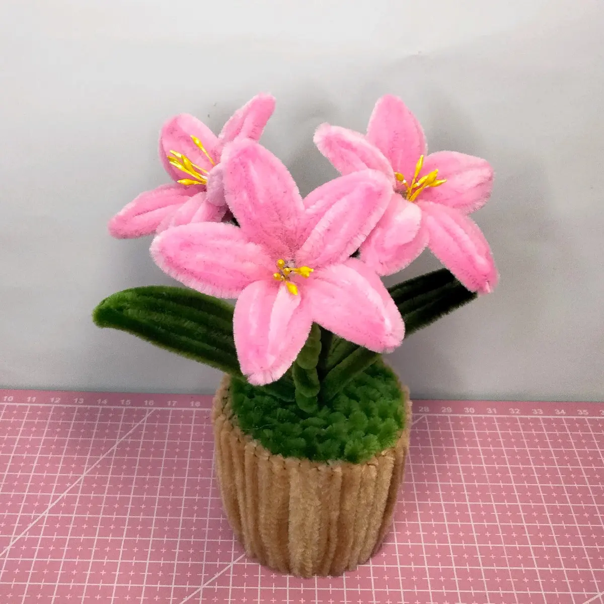 Bunga lily kawat bulu hiasan dekorasi mini pot type 2 palsu