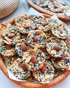 Florentine Cookies/Ting Ting Sultan/Camilan Cemilan/Snack Sultan/Almond, Pumpkin Seed, Sunflower Seed, Florenta Flour, Wijen Putih dan Hitam/Fortune Cookies /Kue keberuntungan/ kue kering enak renyah Food Nastar