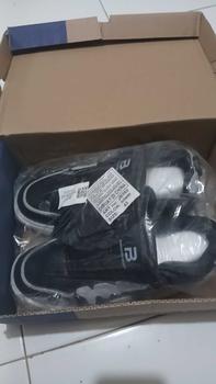 Product Review of PANARYBODY OBRAL Sepatu Pria Kasual Sneakers Cowok Keren High Quality Nyaman Dipakai Modis Trendy Kece Casual Karet Sport Shoes Olahraga J-B352 Kerja from I*** 1