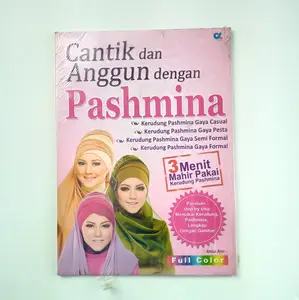 Buku Cantik Dan Anggun Dengan Pashmina