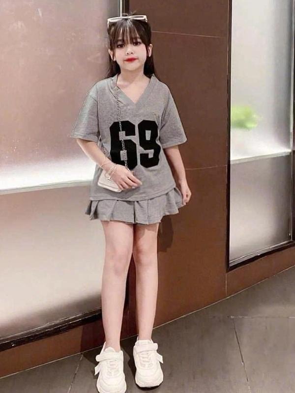 4-15 tuổi. Sét bộ chân váy xếp ly có lót váy cho bé gái in số 69 chất vải cotton mềm mịn thấm hút mồ hôi. VS02 6