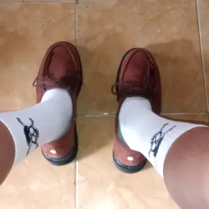 Chungky Sepatu Casual Pria Full Black Wallabee Clark Kasual dengan Desain Suede dan Tali Pengikat Hitam