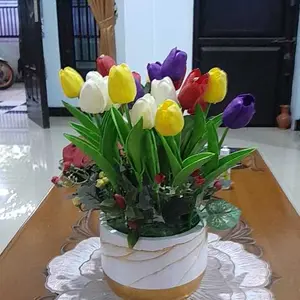 Vas terakota mengkilap tinggi 12 cm / vas anti pecah