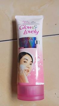 Product Review of Glow & Lovely Dermaglow Faical Foam 100gr from a**t 0