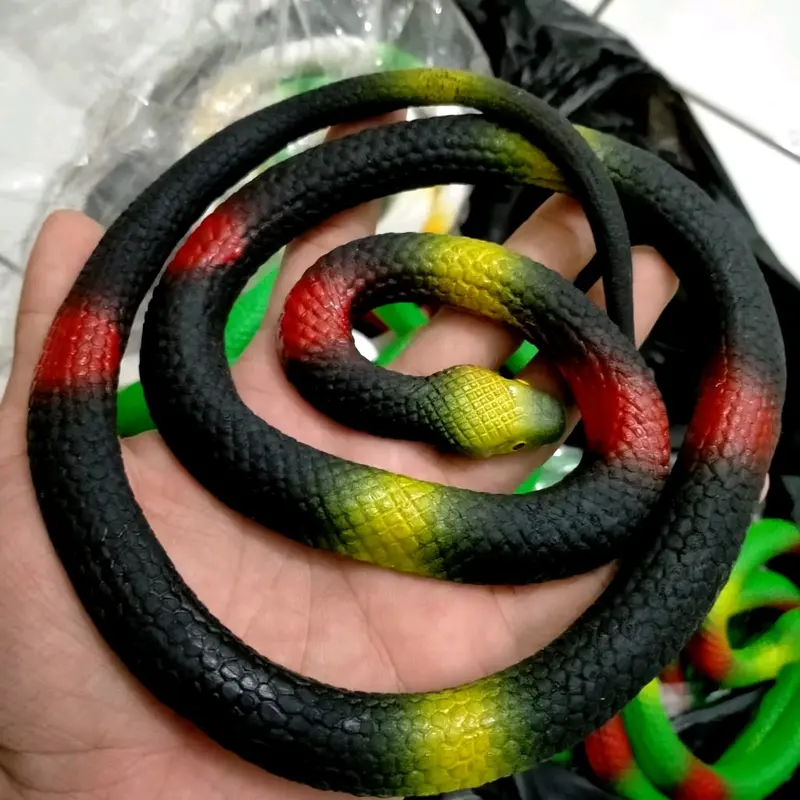 Mainan Ular Karet Ukuran Besar Mirip Asli - Toys 3