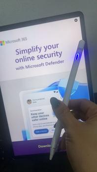 Product Review of Smart Stylus Pen Universal Hu4wei Matepad T10s/ T10/ 10.4/ SE/ 11/ Air 11.5s/ Pro 10.8 Bahan Metal Super Premium Blue from I**h I**5 0