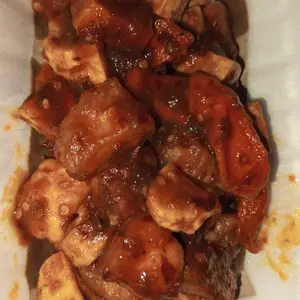 Chilli oil Hot jeletot kemasan 300 gram enak gurih nagih Dimsum Pedas Chili Makanan Saus Masakan Sauce Bahan Kecap pedas