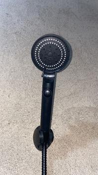 Product Review of 5 In 1 Kepala Shower Set Mandi Hitam Premium Shower Head Set 5 Mode Adjustable Shower Dengan Selang Portable Kamar Mandi Shower Air Keran Minimalis Aluminium from c**y 1