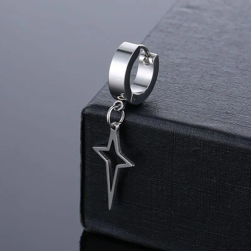 Anting Titanium HipHop Silver Terbaru Aksesoris Fashion Pria Dan Wanita Trending Antikarat - Earrings