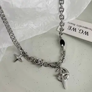 【lingerly】Hip Hop Style Necklace Black Gemstone Star Necklace Niche Design High-end Collarbone Chain