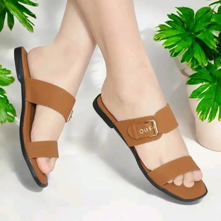 SENDAL GESPER BAN2 WANITA KEKINIAN/sandal terbaru sandal murah/sandal slop cewek/sandal elegan Karet