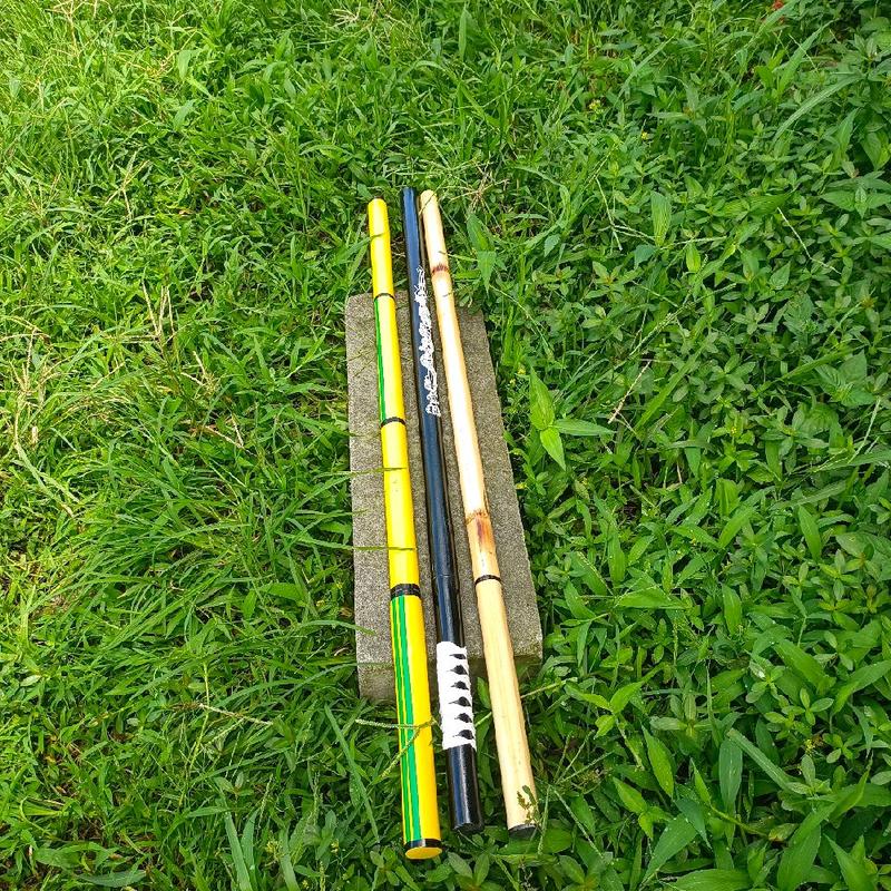 Tongkat Kayu Bermotif Bambu Rotan Hitam 0